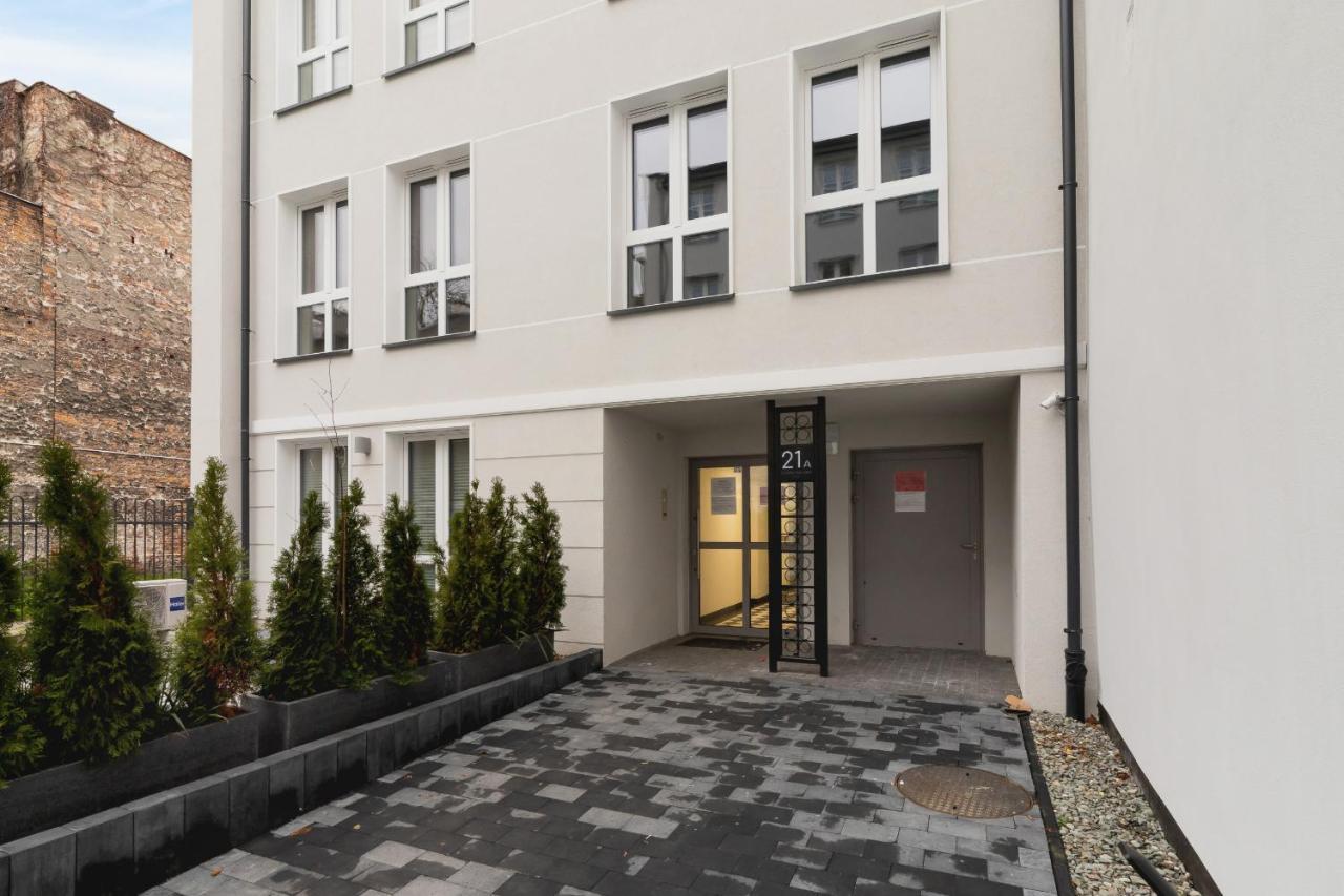 City Studio With Ac Czarnowiejska By Renters Краків Екстер'єр фото