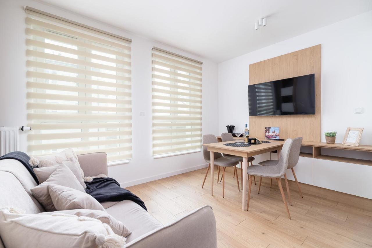 City Studio With Ac Czarnowiejska By Renters Краків Екстер'єр фото