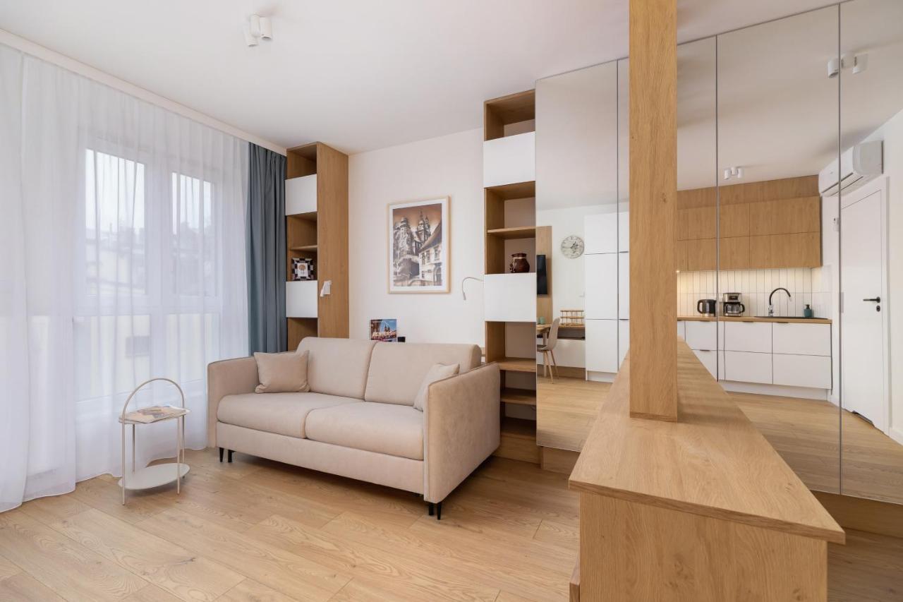 City Studio With Ac Czarnowiejska By Renters Краків Екстер'єр фото