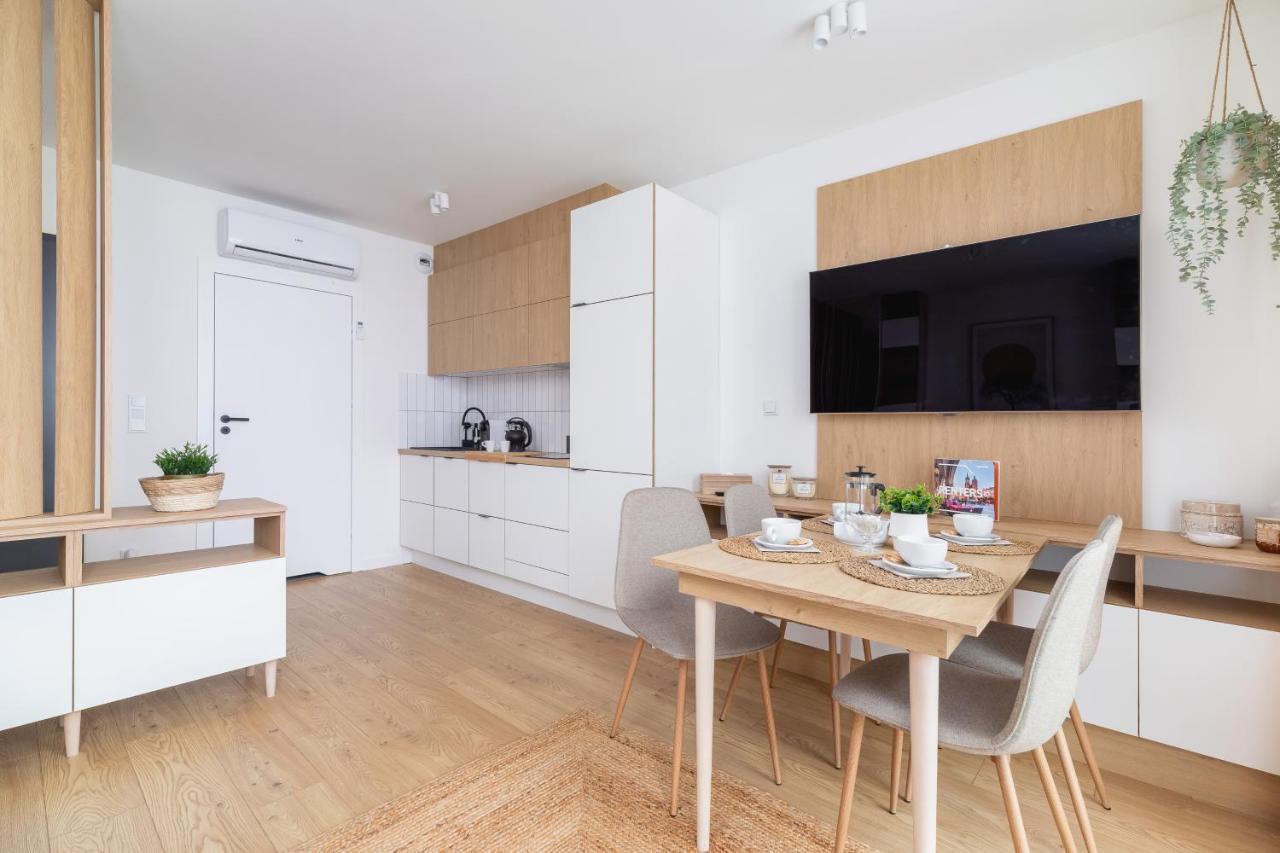 City Studio With Ac Czarnowiejska By Renters Краків Екстер'єр фото